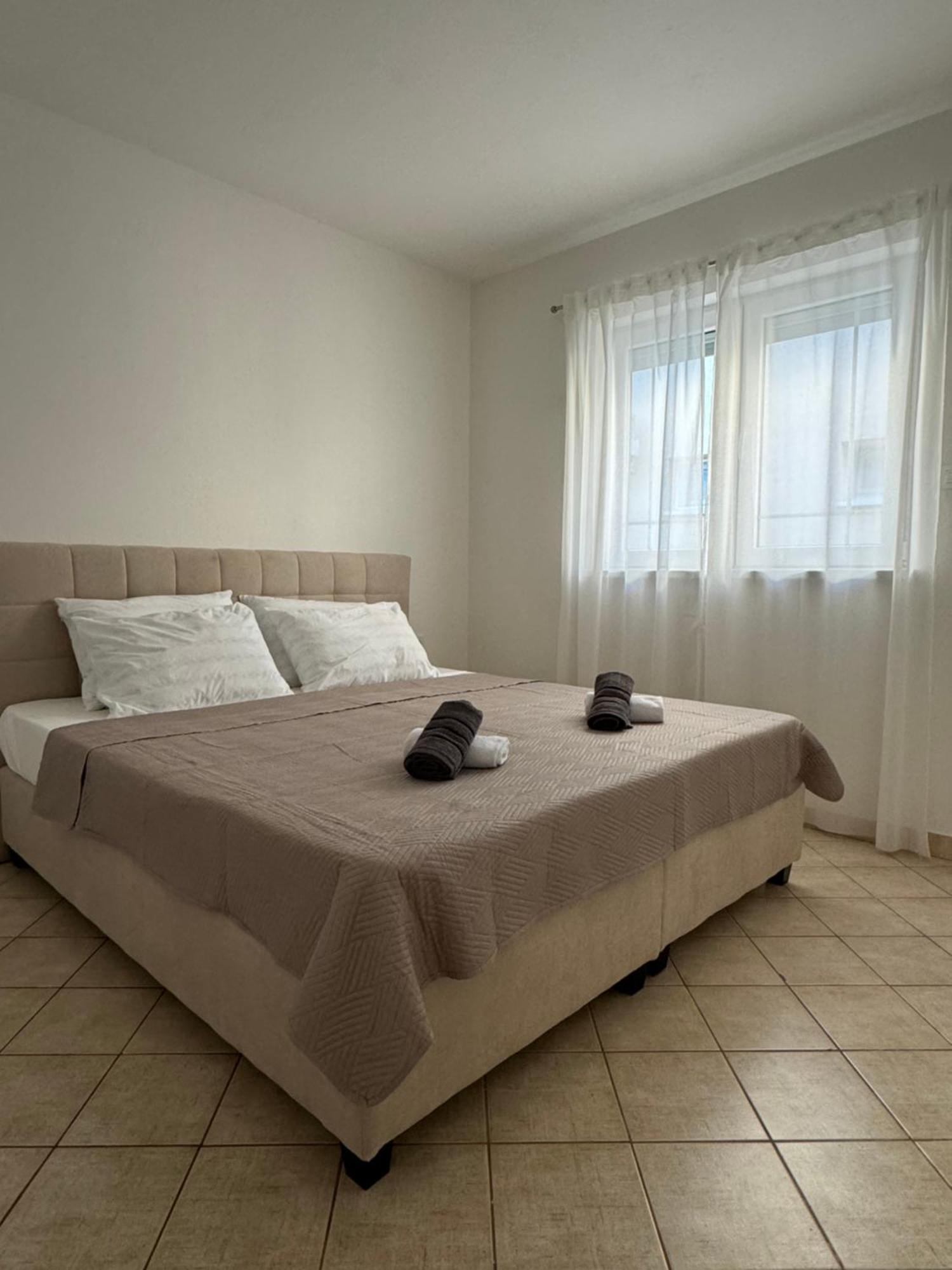 Apartmani Ivano Vir Exterior photo